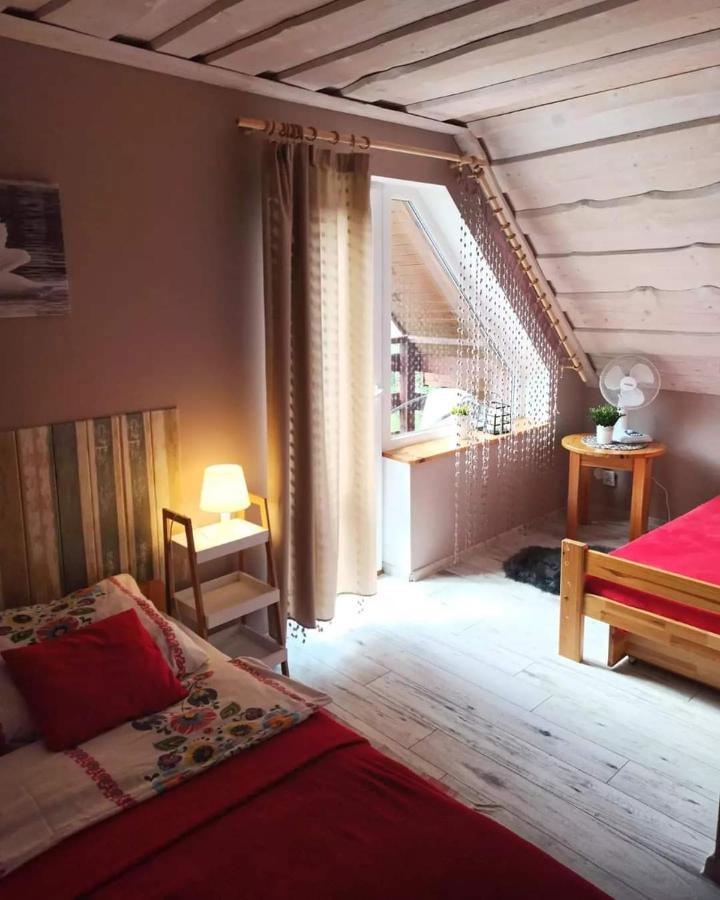Rodzinny Zakatek "U Gluszkow" Bieszczady Myczkowce Exteriér fotografie
