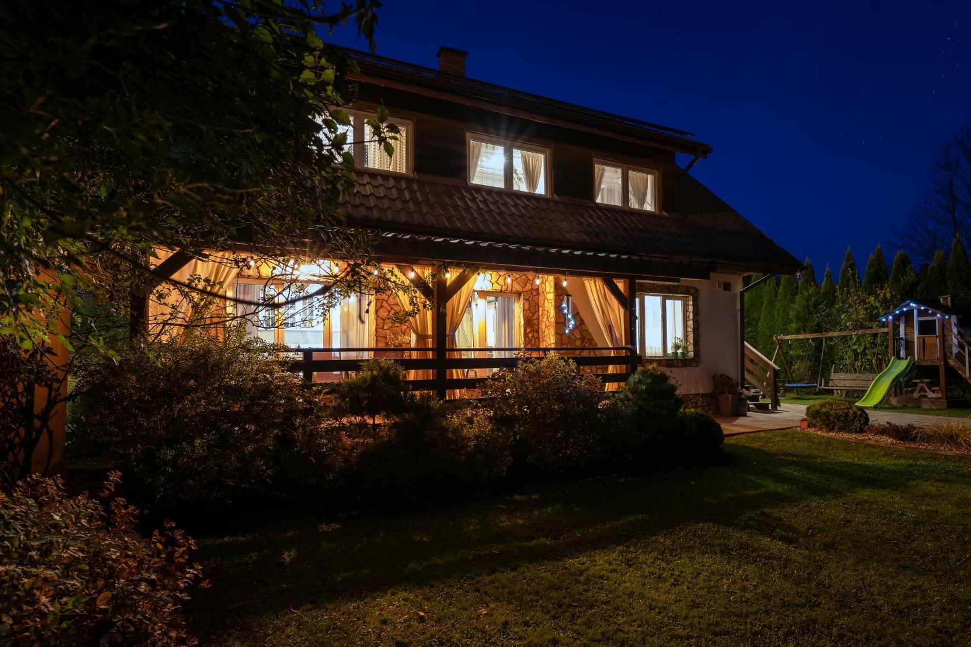 Rodzinny Zakatek "U Gluszkow" Bieszczady Myczkowce Exteriér fotografie